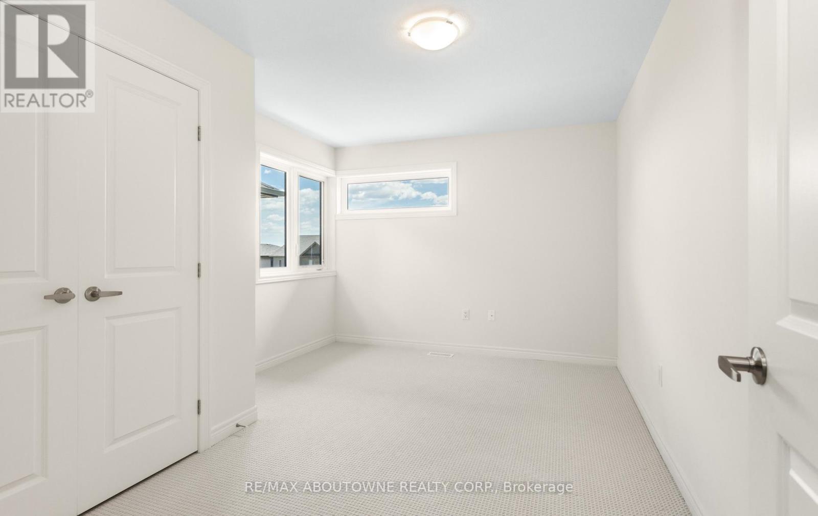 10 Mcgovern Lane, Brant, Ontario  N3L 0K3 - Photo 31 - X13238232