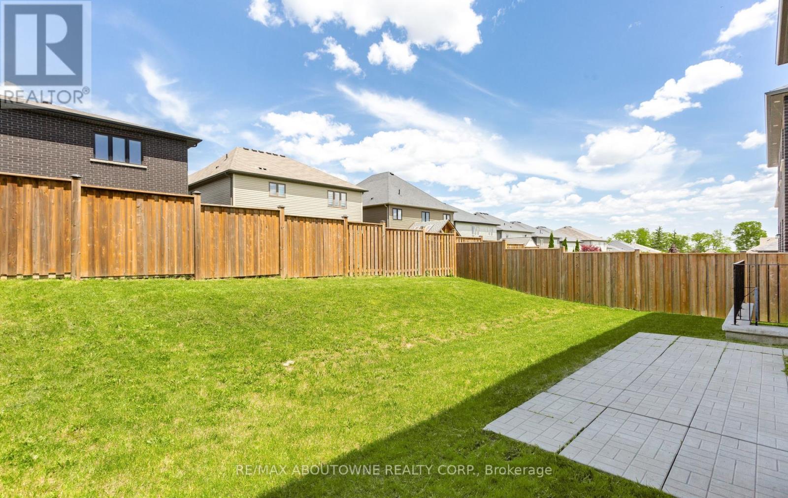 10 Mcgovern Lane, Brant, Ontario  N3L 0K3 - Photo 44 - X13238232