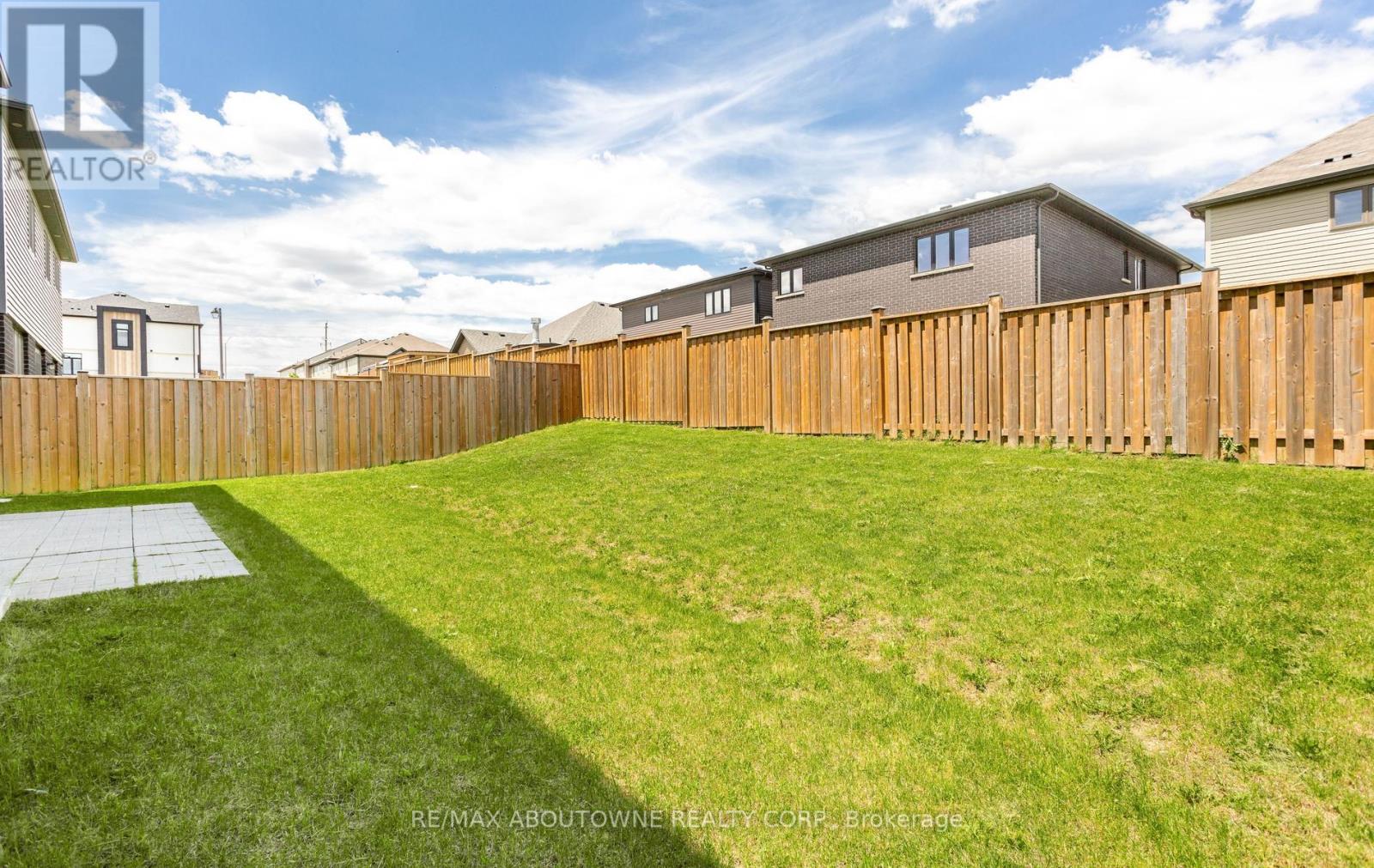 10 Mcgovern Lane, Brant, Ontario  N3L 0K3 - Photo 45 - X13238232