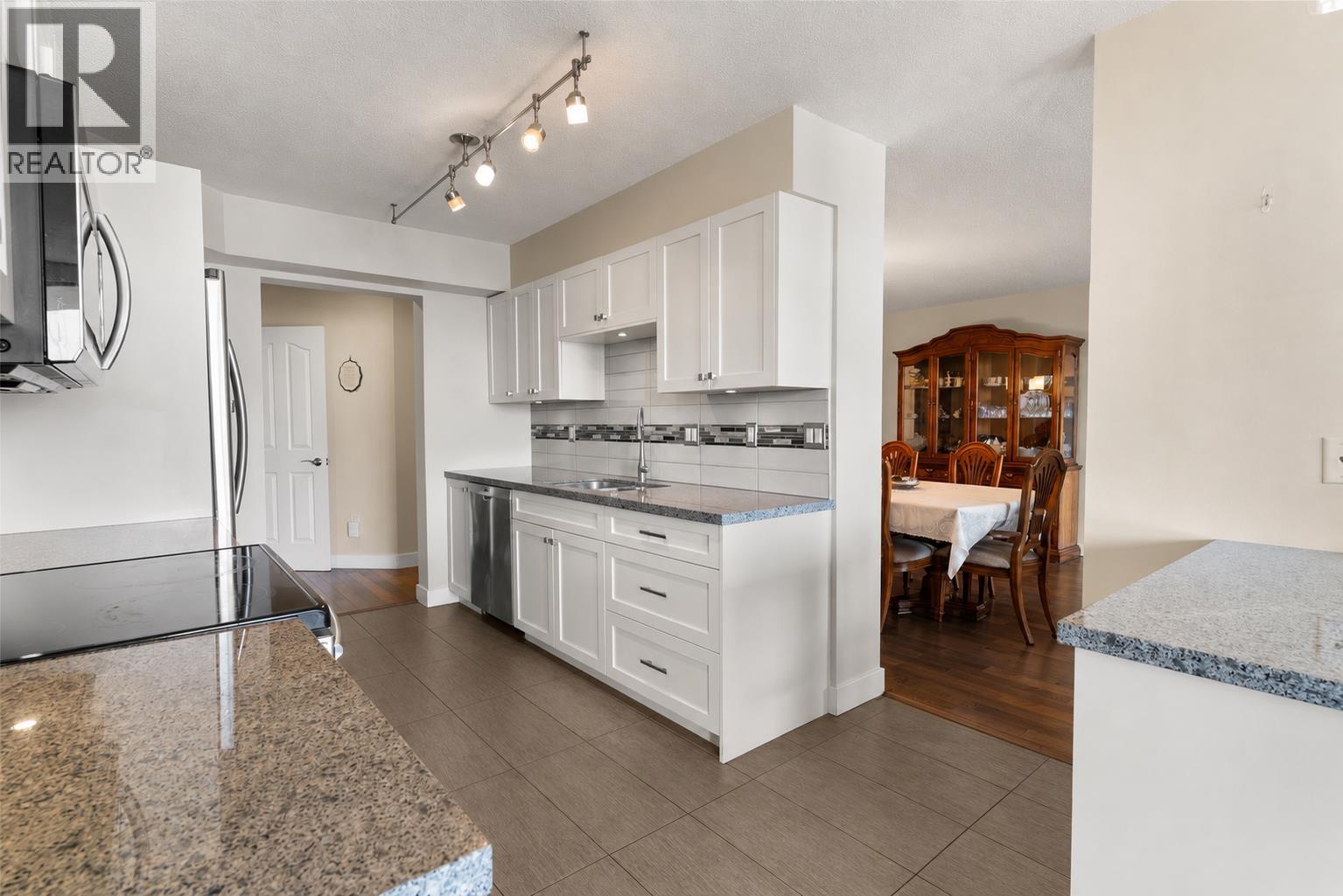 1901 1245 Quayside Drive, New Westminster, British Columbia  V3M 6J6 - Photo 3 - R3131797
