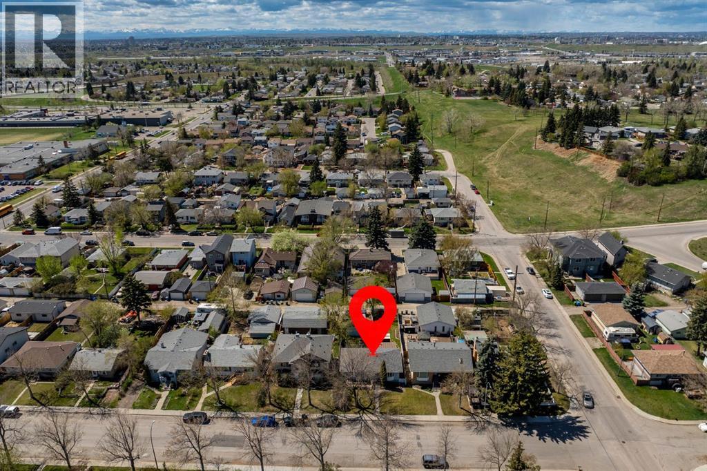 7411 21  Se, Calgary, Alberta  T2C 0V4 - Photo 35 - A2311683