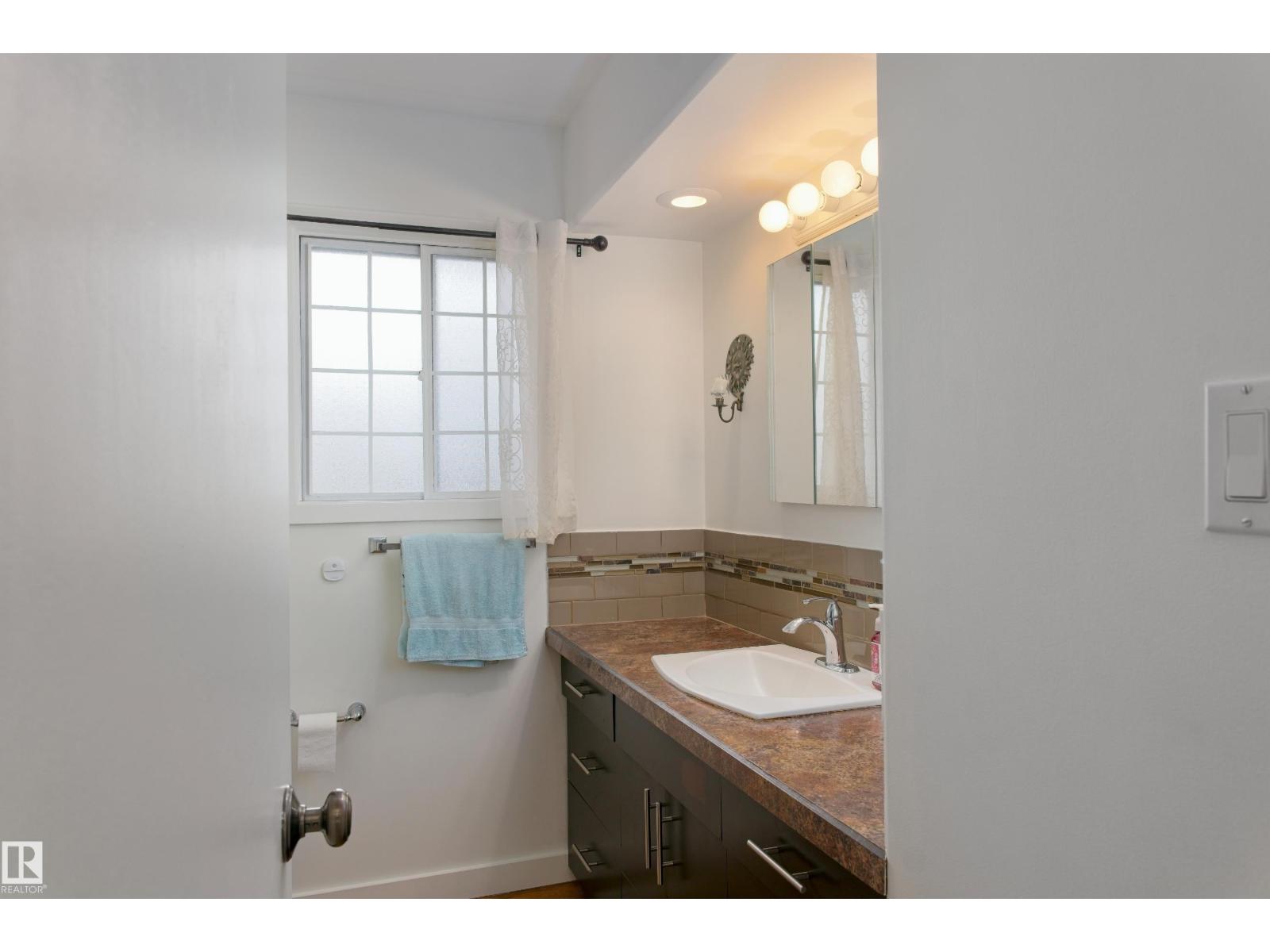 4615 54 Av, Barrhead, Alberta  T7N 1K9 - Photo 29 - E4491375