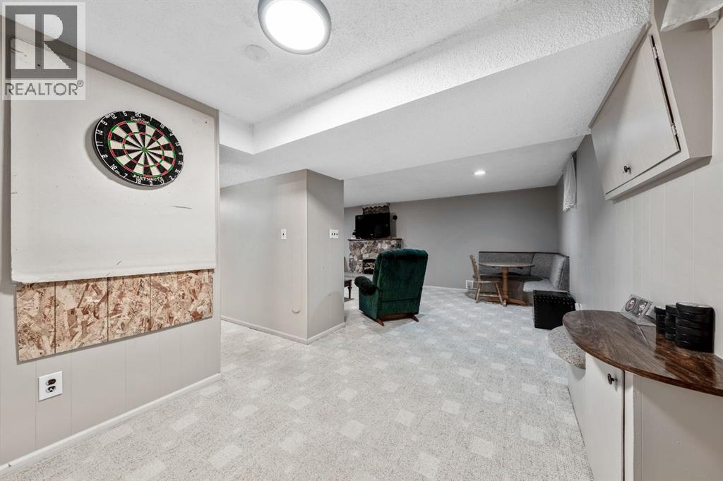 6003 Legsby Road Sw, Calgary, Alberta  T3E 5G5 - Photo 22 - A2313654