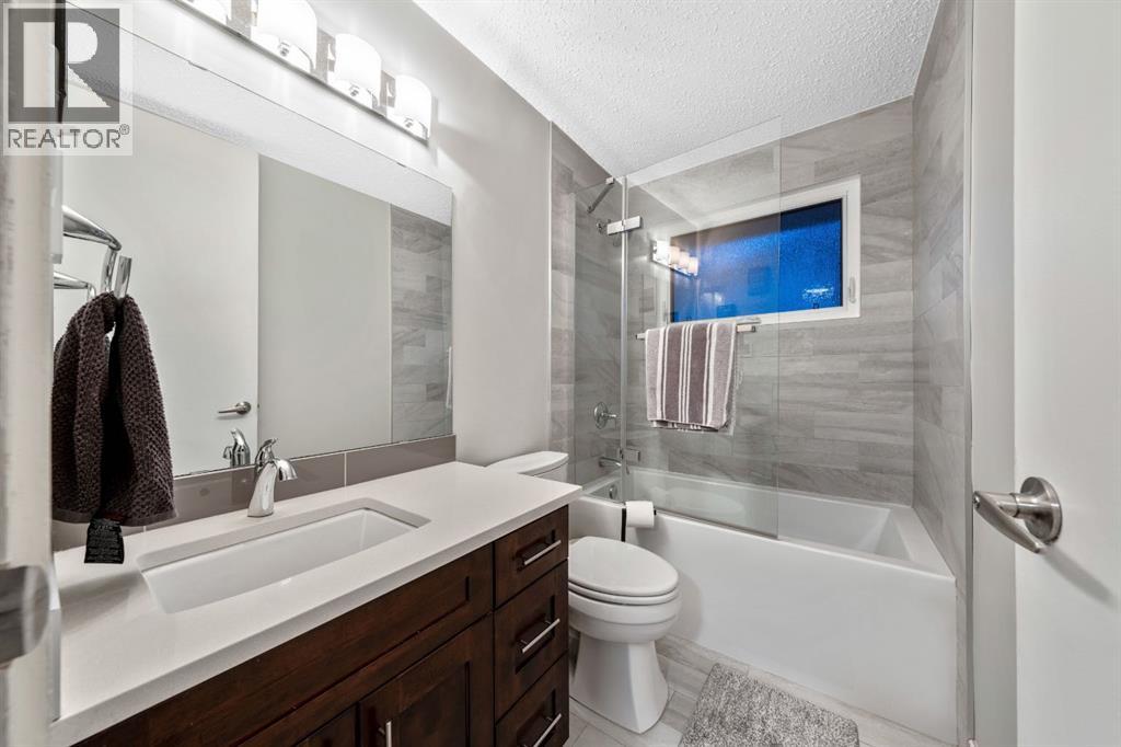 6003 Legsby Road Sw, Calgary, Alberta  T3E 5G5 - Photo 18 - A2313654