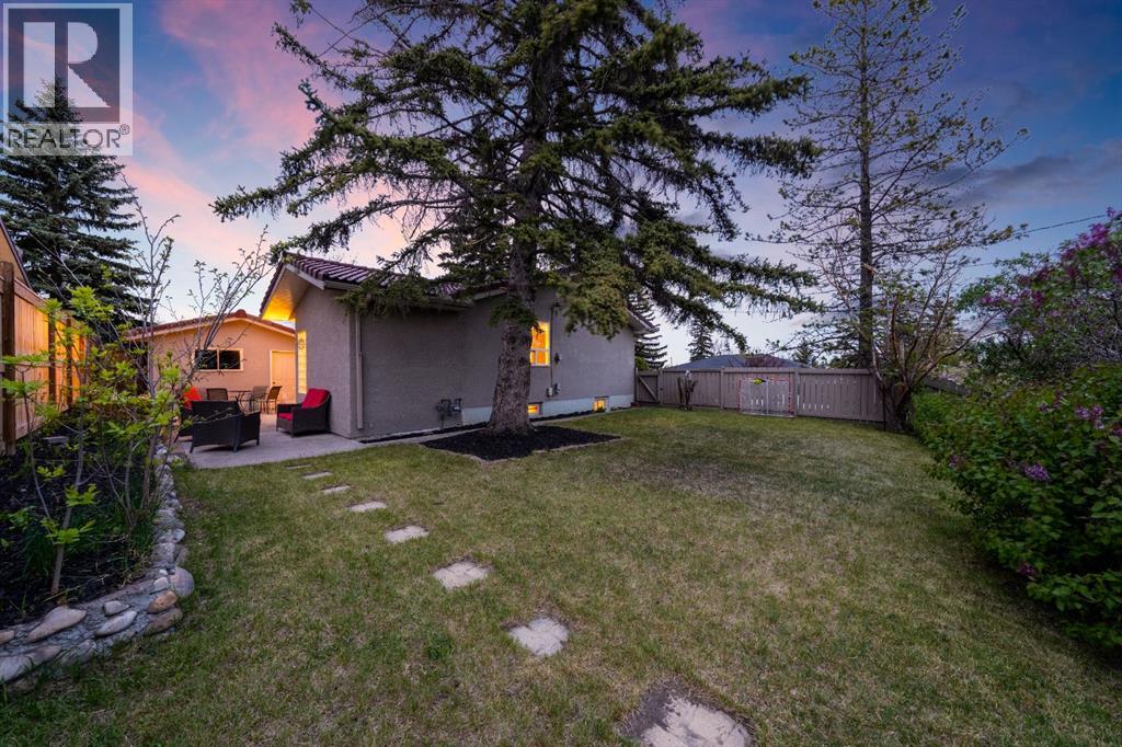 6003 Legsby Road Sw, Calgary, Alberta  T3E 5G5 - Photo 39 - A2313654