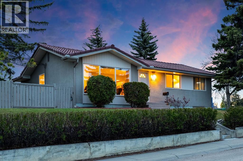 6003 Legsby Road Sw, Calgary, Alberta  T3E 5G5 - Photo 3 - A2313654