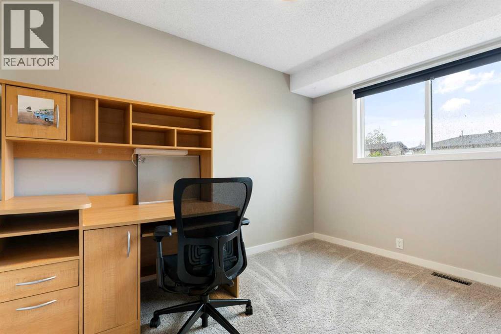 25 Bermuda Place, Calgary, Alberta  T3K 1H4 - Photo 16 - A2317350