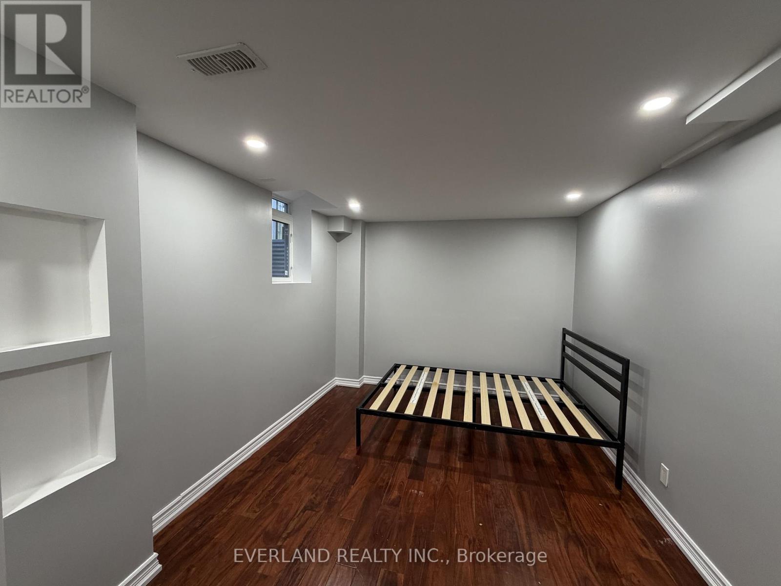 Basement - 4 Shell Court, Richmond Hill, Ontario  L4S 0B1 - Photo 11 - N13044770