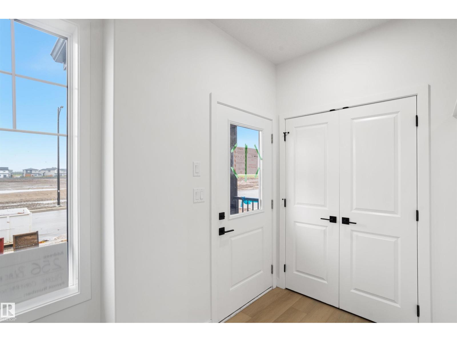256 Black Stone Dr, Leduc, Alberta  T9E 1G2 - Photo 4 - E4491631