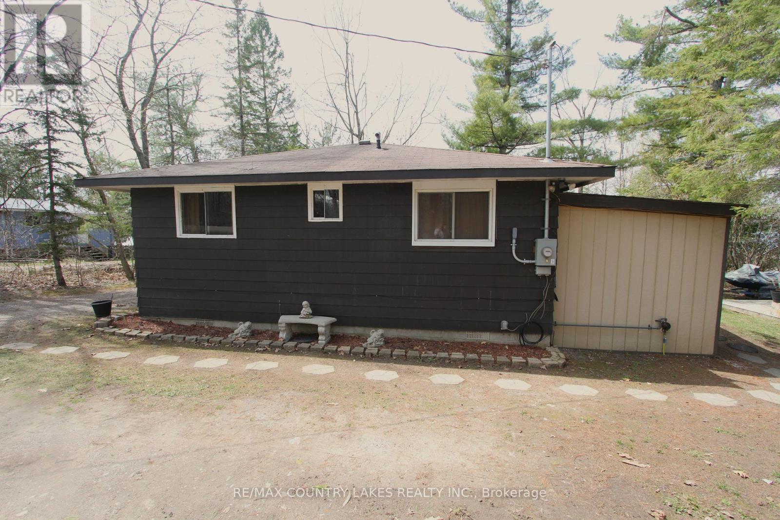 31 Hillcrest Avenue, Kawartha Lakes, Ontario  K0M 2B0 - Photo 4 - X13077608