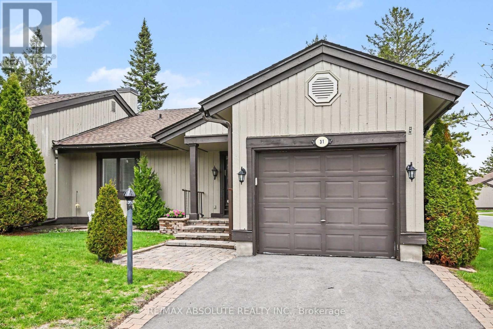 31 Spyglass Ridge, Ottawa, Ontario  K2S 1R6 - Photo 2 - X13238408
