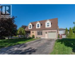 31 WINDERMERE Court, Kitchener, Ontario