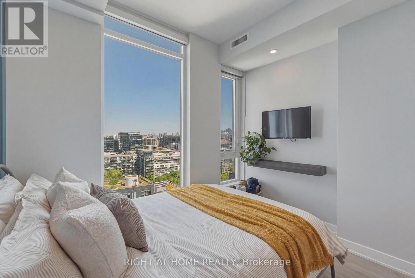 1701 - 576 Front Street W, Toronto, Ontario  M5V 0P8 - Photo 23 - C13238254