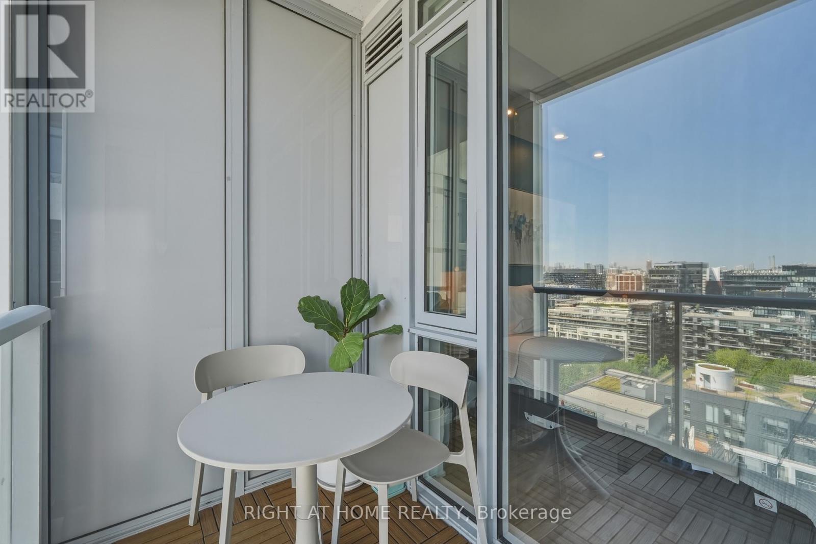 1701 - 576 Front Street W, Toronto, Ontario  M5V 0P8 - Photo 30 - C13238254