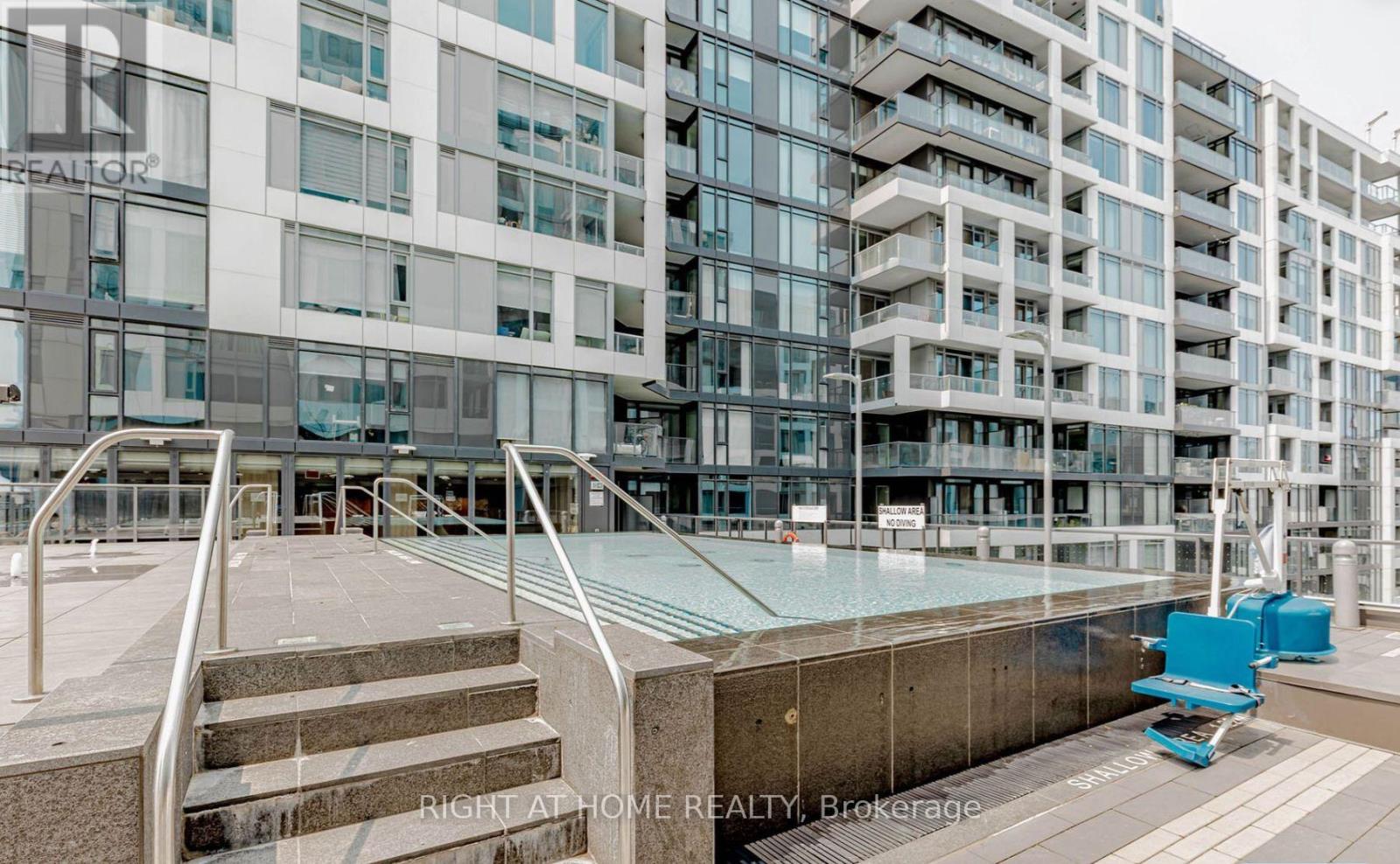 1701 - 576 Front Street W, Toronto, Ontario  M5V 0P8 - Photo 37 - C13238254