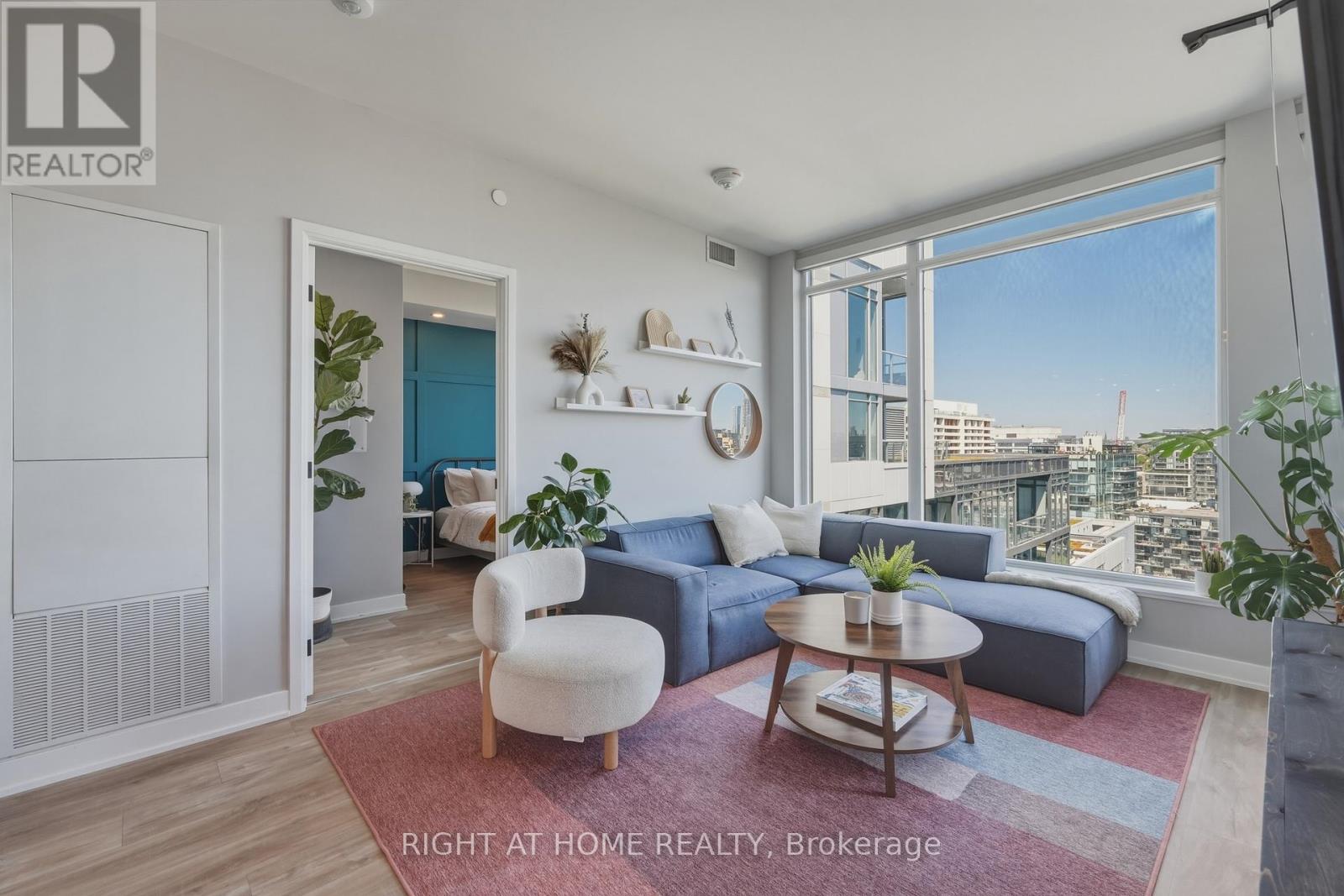 1701 - 576 Front Street W, Toronto, Ontario  M5V 0P8 - Photo 6 - C13238254