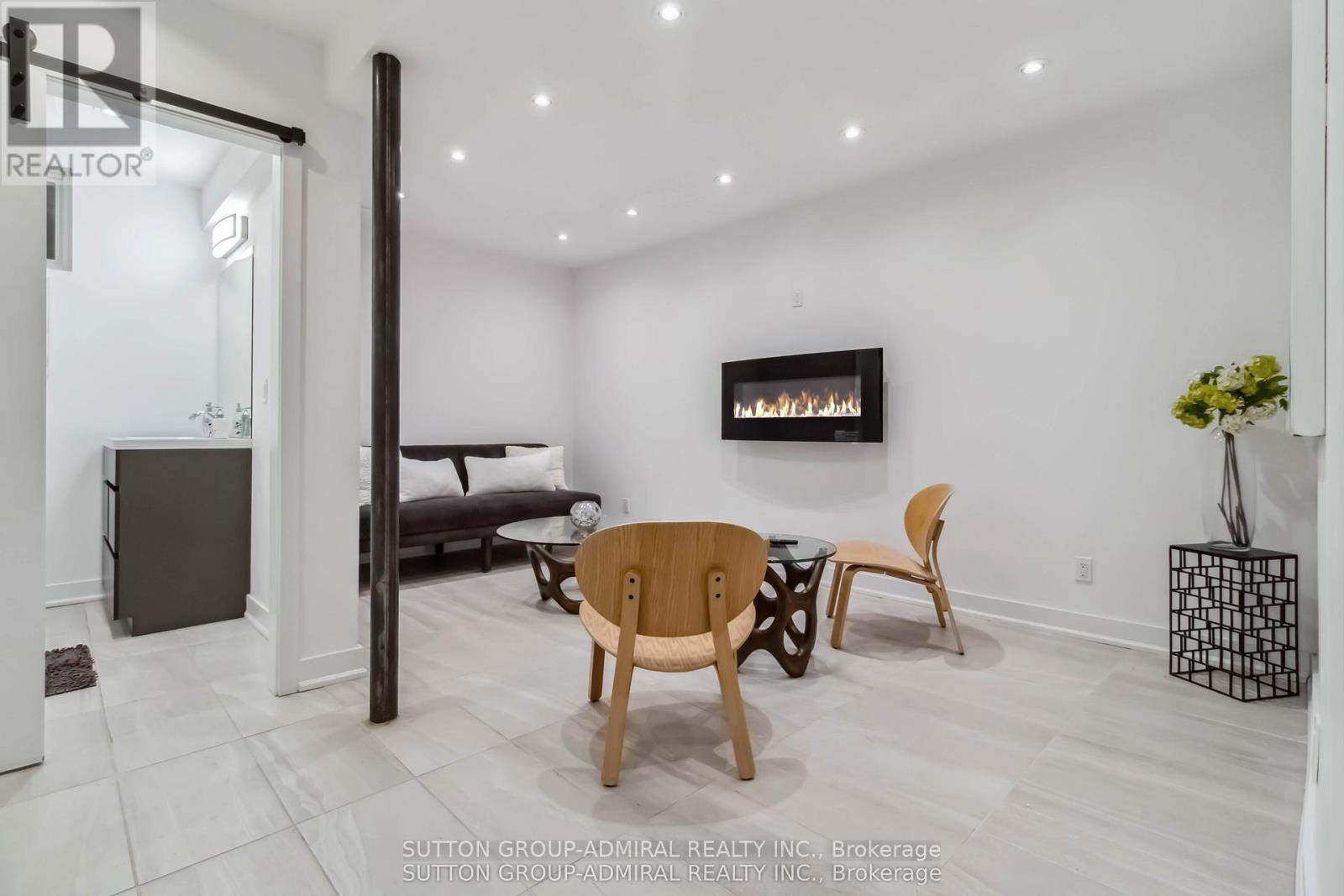 326 St Germain Avenue, Toronto, Ontario  M5M 1W3 - Photo 26 - C13238282