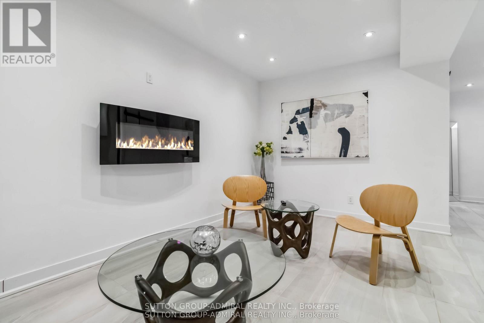 326 St Germain Avenue, Toronto, Ontario  M5M 1W3 - Photo 27 - C13238282