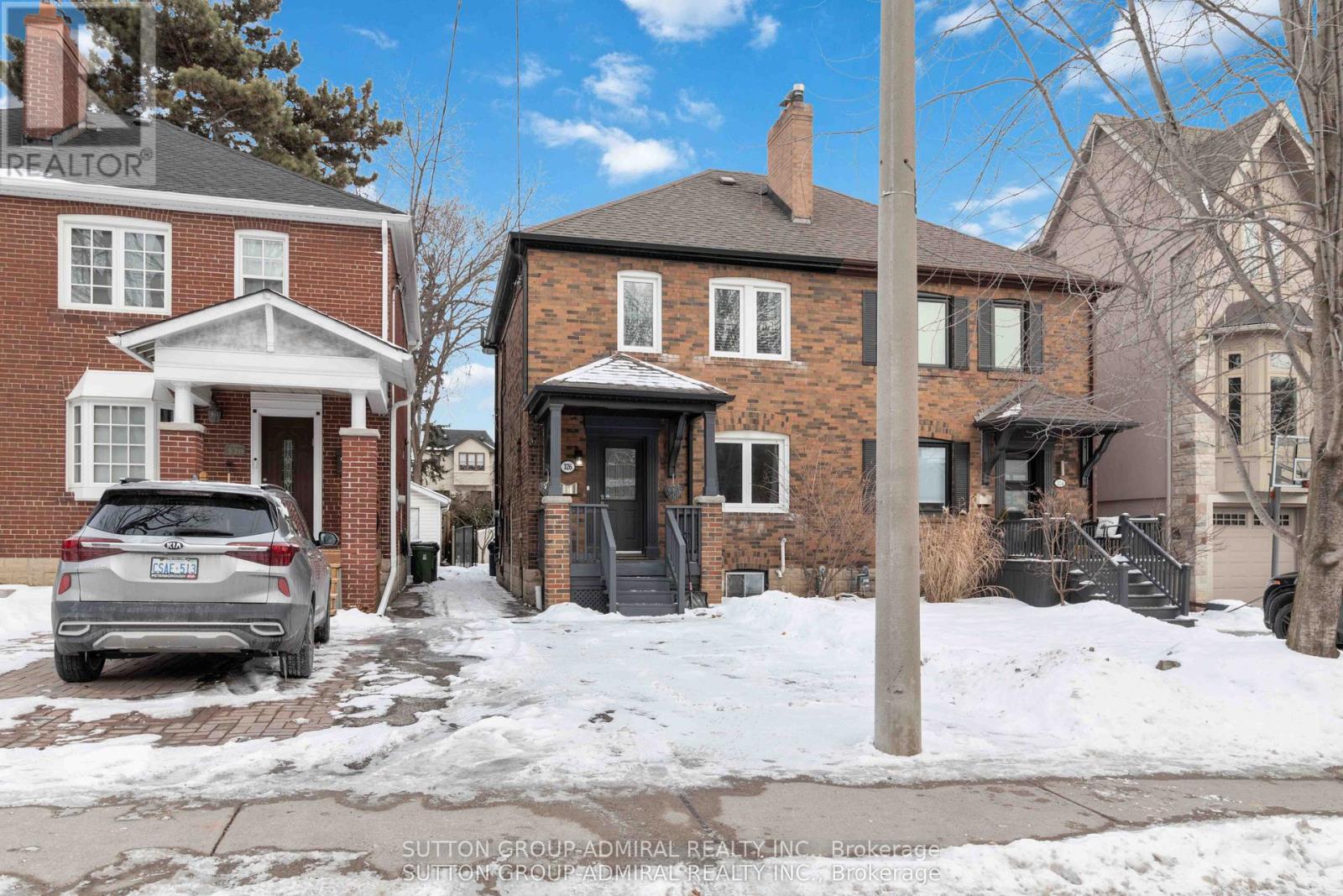 326 St Germain Avenue, Toronto, Ontario  M5M 1W3 - Photo 3 - C13238282