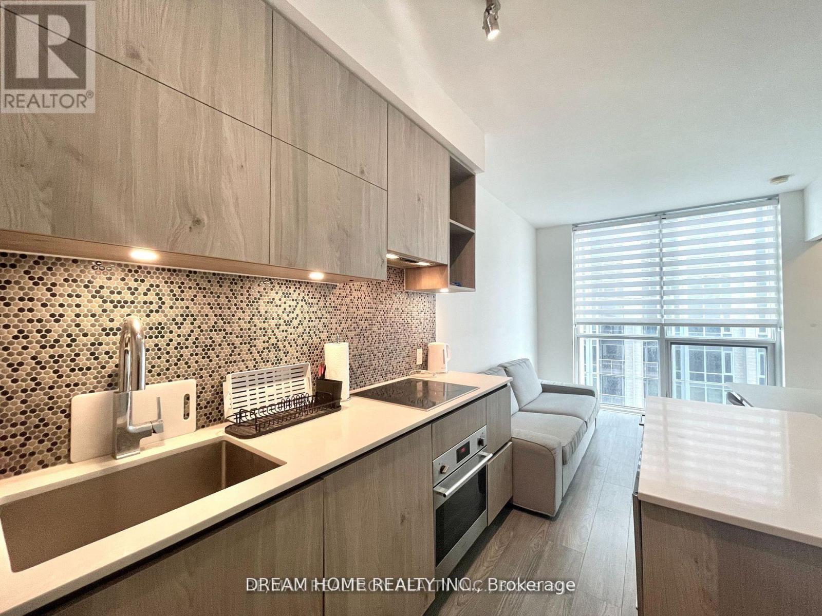 3003 - 1 Yorkville Avenue, Toronto, Ontario  M4W 0B1 - Photo 3 - C13238290