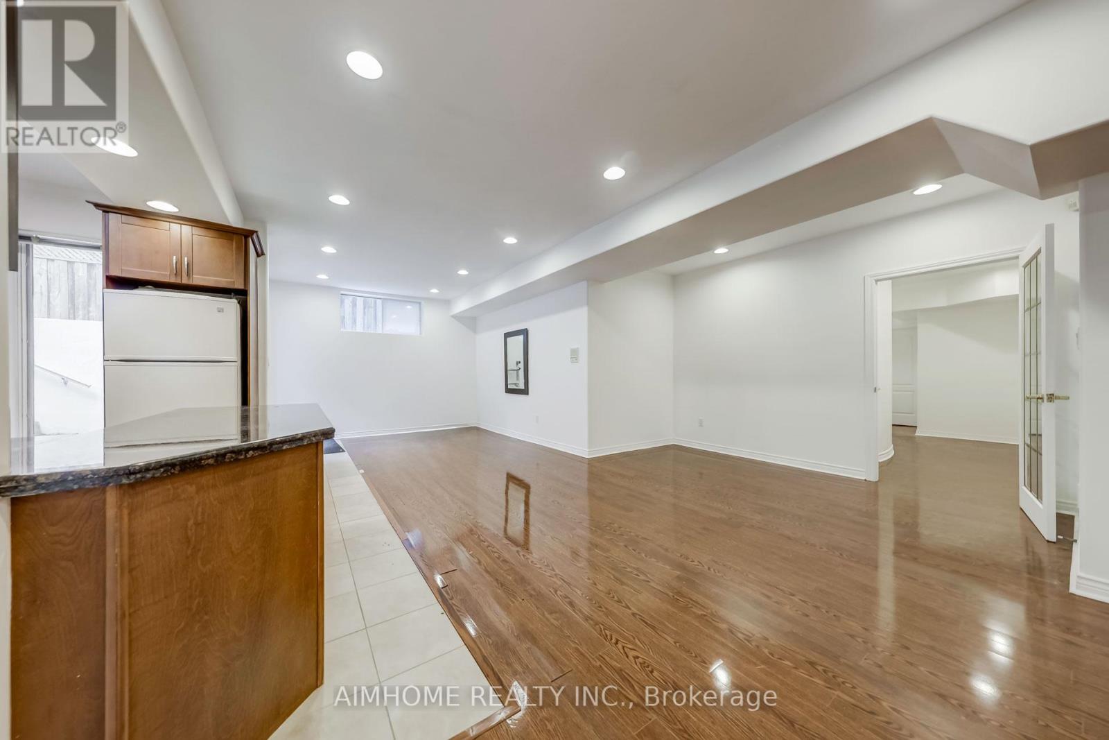 Lower-L - 248 Dunview Avenue, Toronto, Ontario  M2N 4J2 - Photo 7 - C13238300