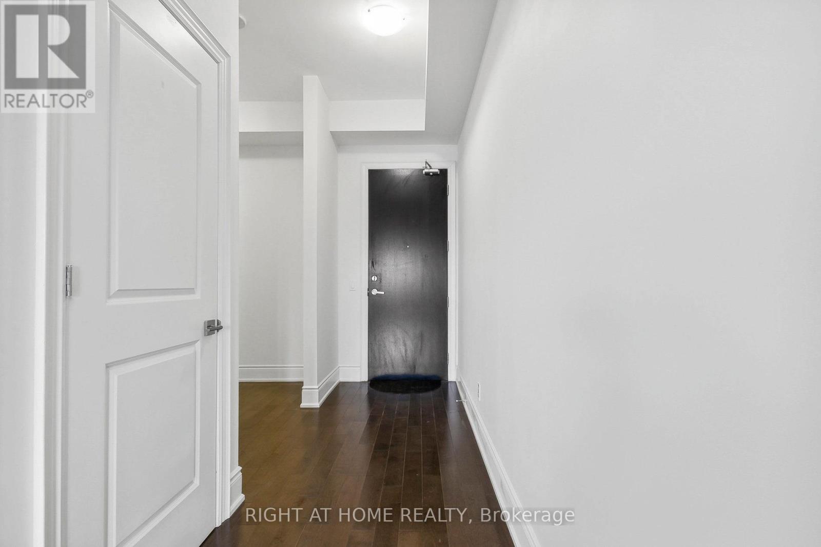 816 - 23 Glebe Road, Toronto, Ontario  M5P 0A1 - Photo 3 - C13238340