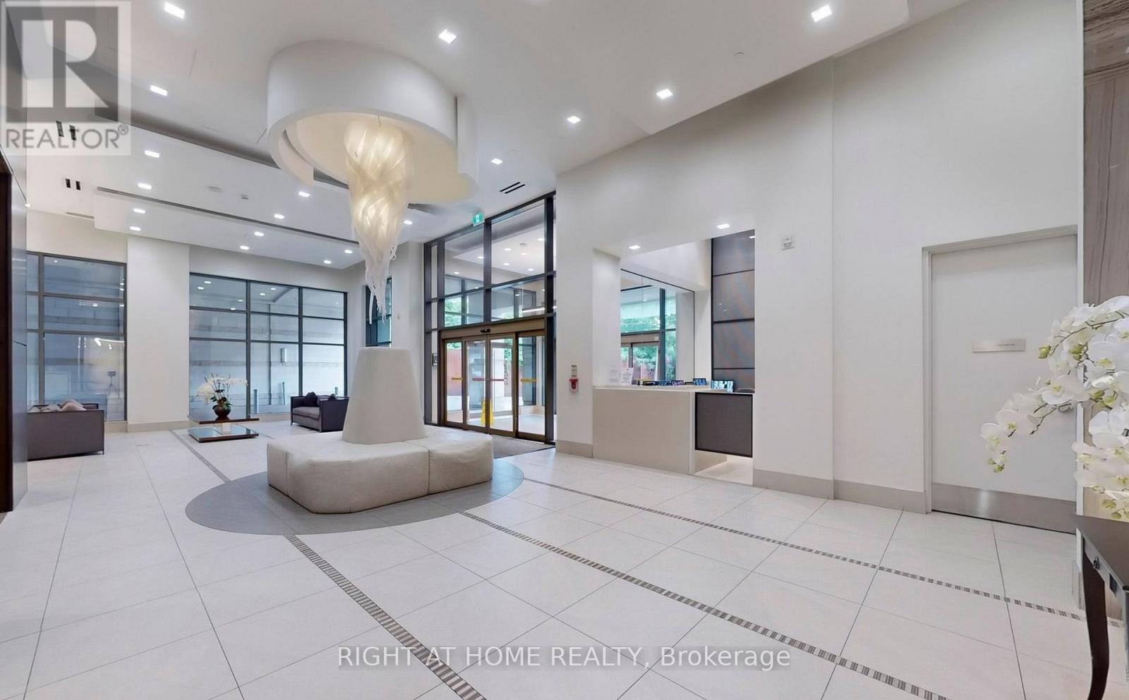 816 - 23 Glebe Road, Toronto, Ontario  M5P 0A1 - Photo 33 - C13238340