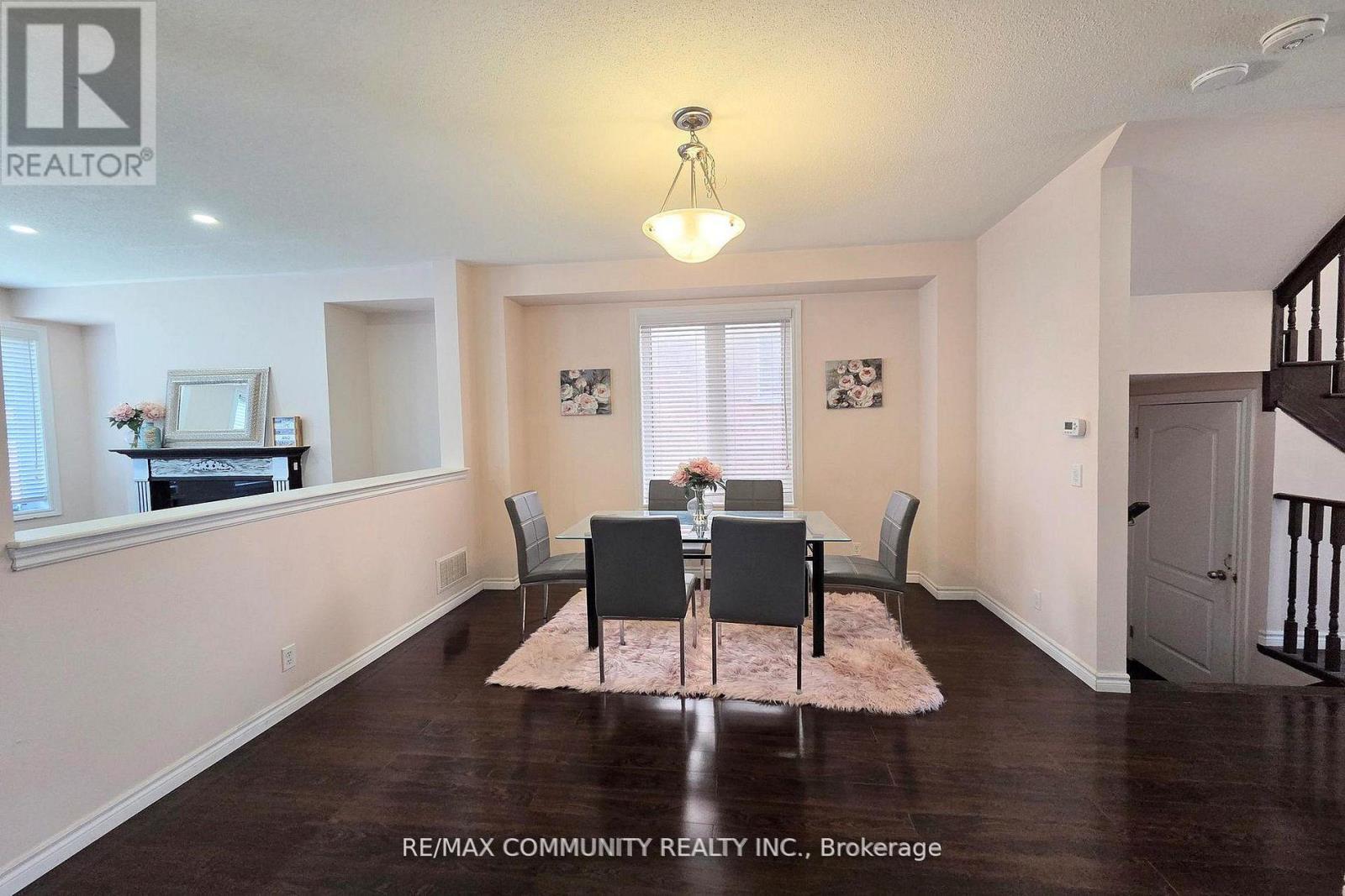 293 Pimlico Drive, Oshawa, Ontario  L1H 7K4 - Photo 5 - E13238274