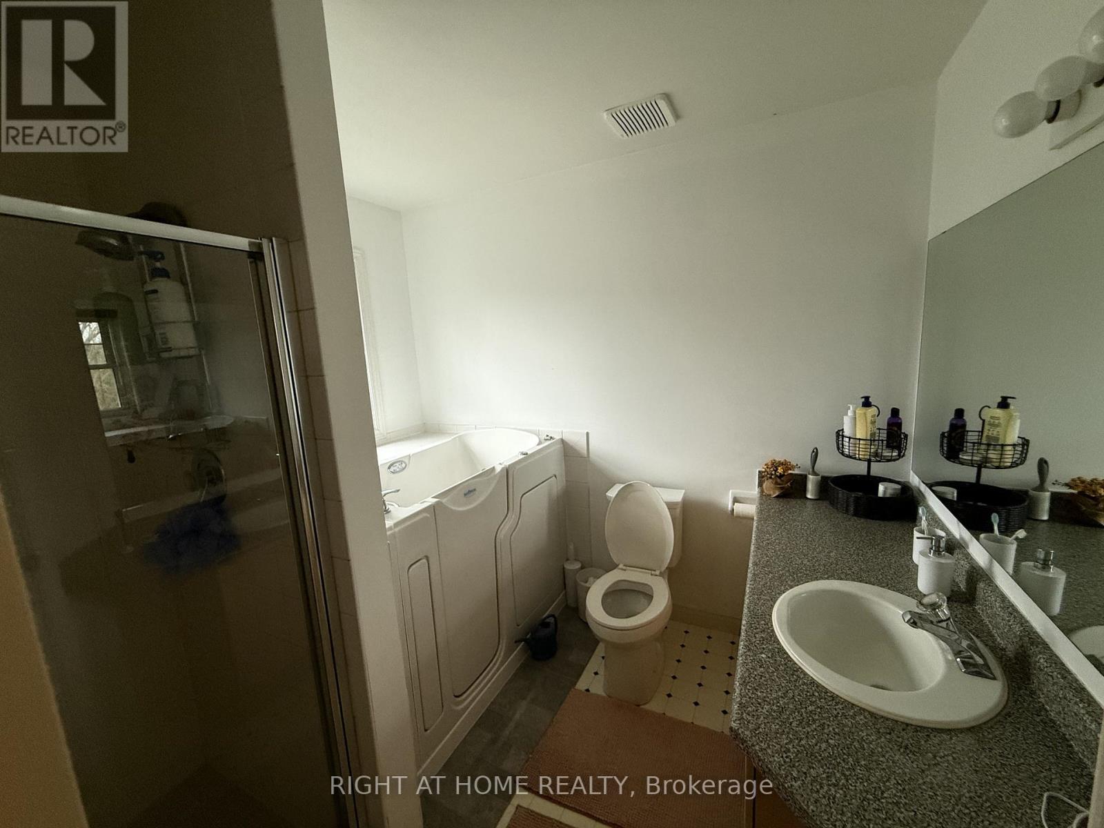 103-2800 Courtice Road, Clarington, Ontario  L1E 2M6 - Photo 17 - E13238310