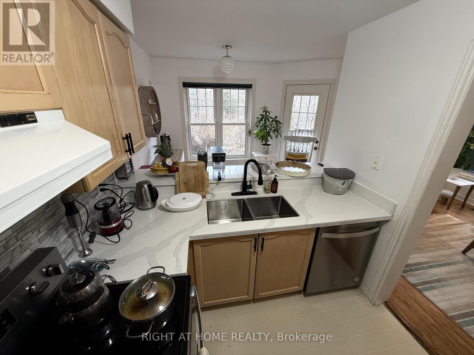 103-2800 Courtice Road, Clarington, Ontario  L1E 2M6 - Photo 7 - E13238310