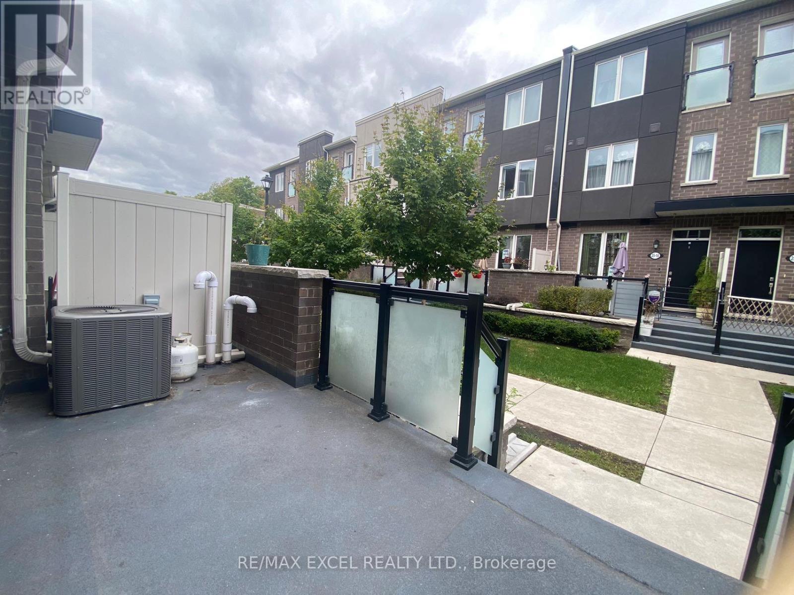 5 - 15 Heron Park Place, Toronto, Ontario  M1E 0B8 - Photo 6 - E13238350
