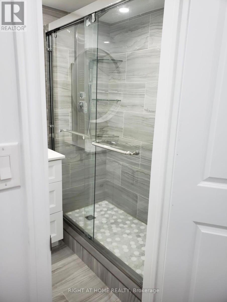 9 Stott Avenue, Ajax, Ontario  L1T 0M5 - Photo 14 - E13238458