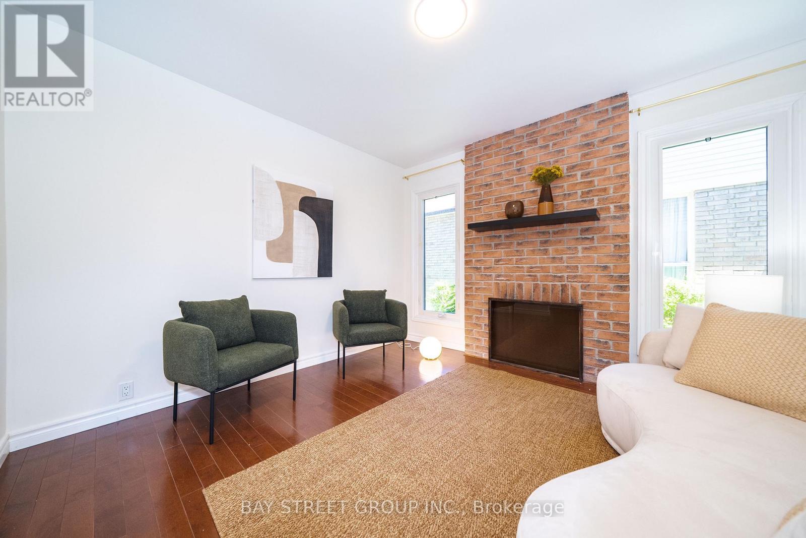 27 Vanessa Road, Markham, Ontario  L3R 4W1 - Photo 10 - N13238304
