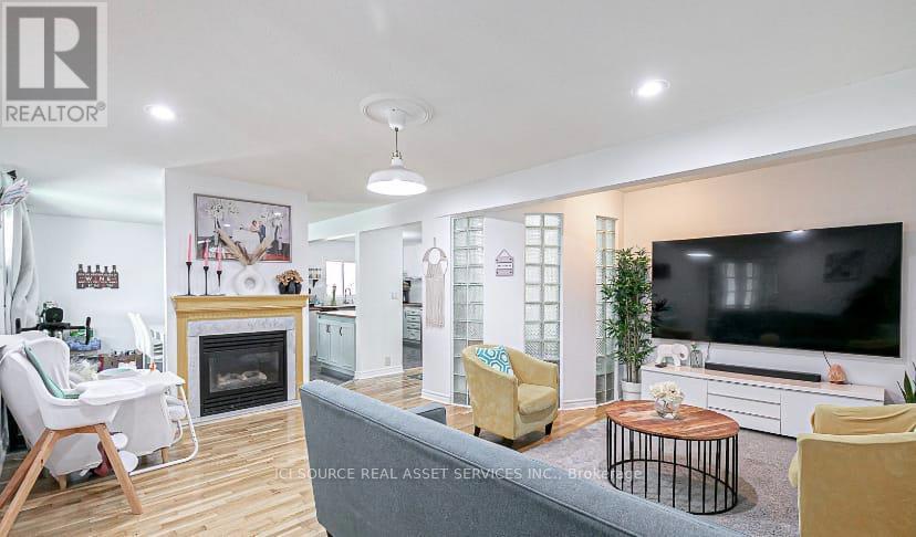Main Fl - 7698 Kipling Avenue, Vaughan, Ontario  L4L 1Y6 - Photo 4 - N13238368