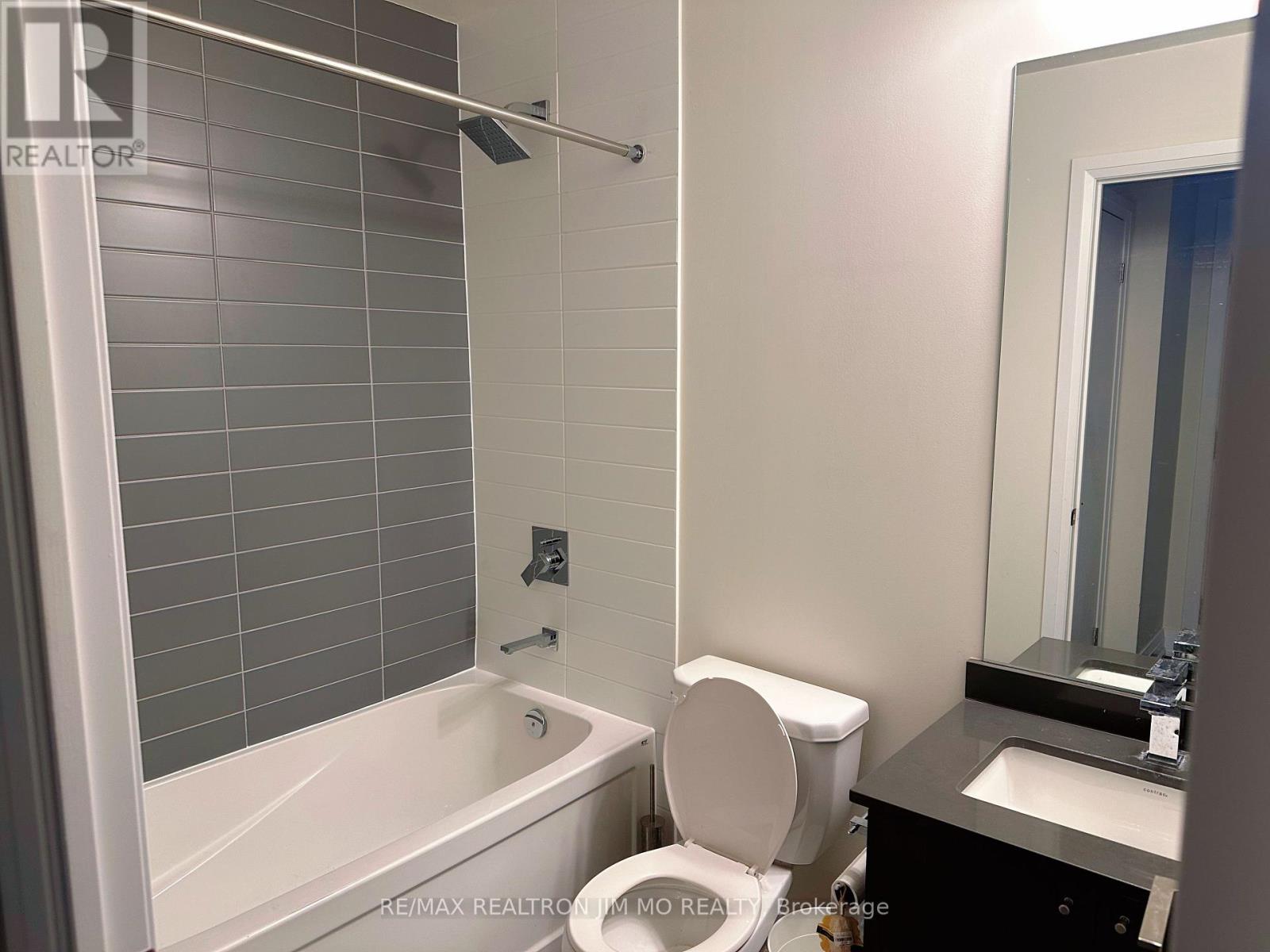 1704 - 510 Curran Place, Mississauga, Ontario  L5B 0J8 - Photo 14 - W13238242