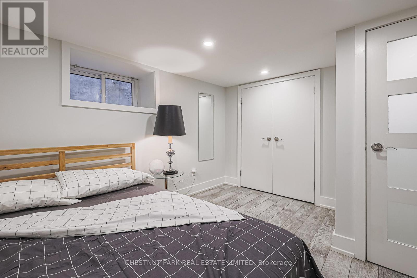 Rear - 95 Parkside Drive, Toronto, Ontario  M6R 2Y8 - Photo 20 - W13238258