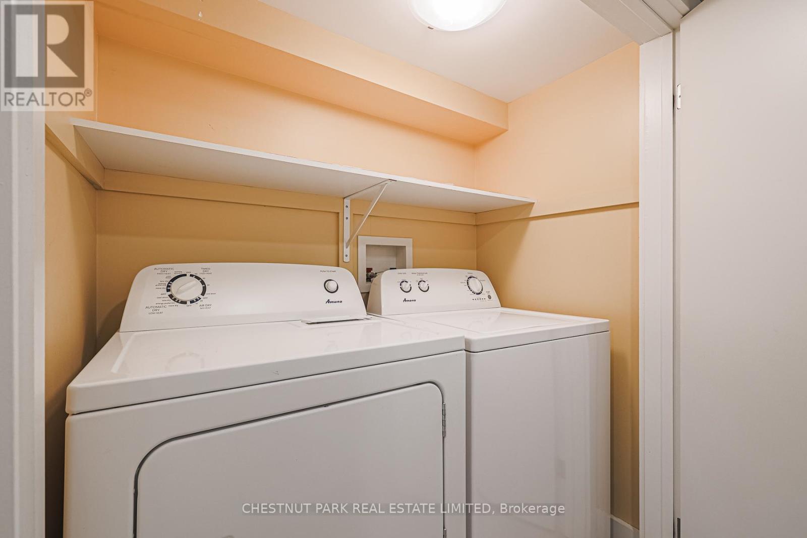 Rear - 95 Parkside Drive, Toronto, Ontario  M6R 2Y8 - Photo 24 - W13238258