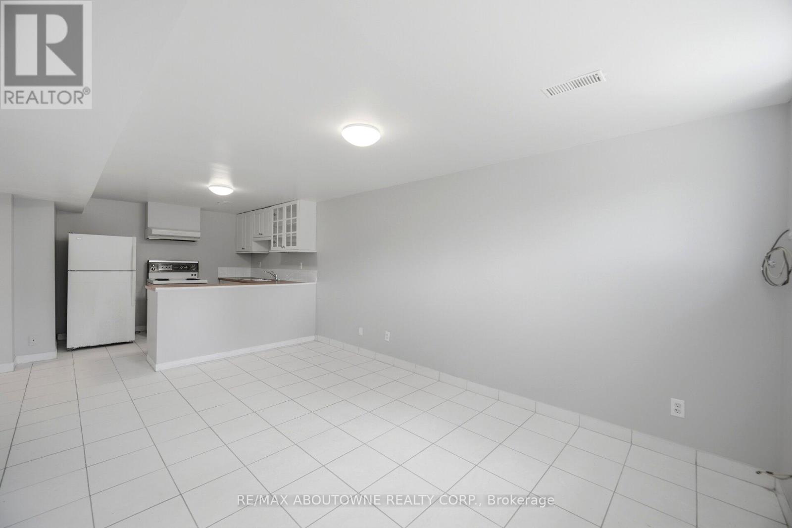 3 - 203 Nelson Street, Oakville, Ontario  L6L 3J4 - Photo 6 - W13238270