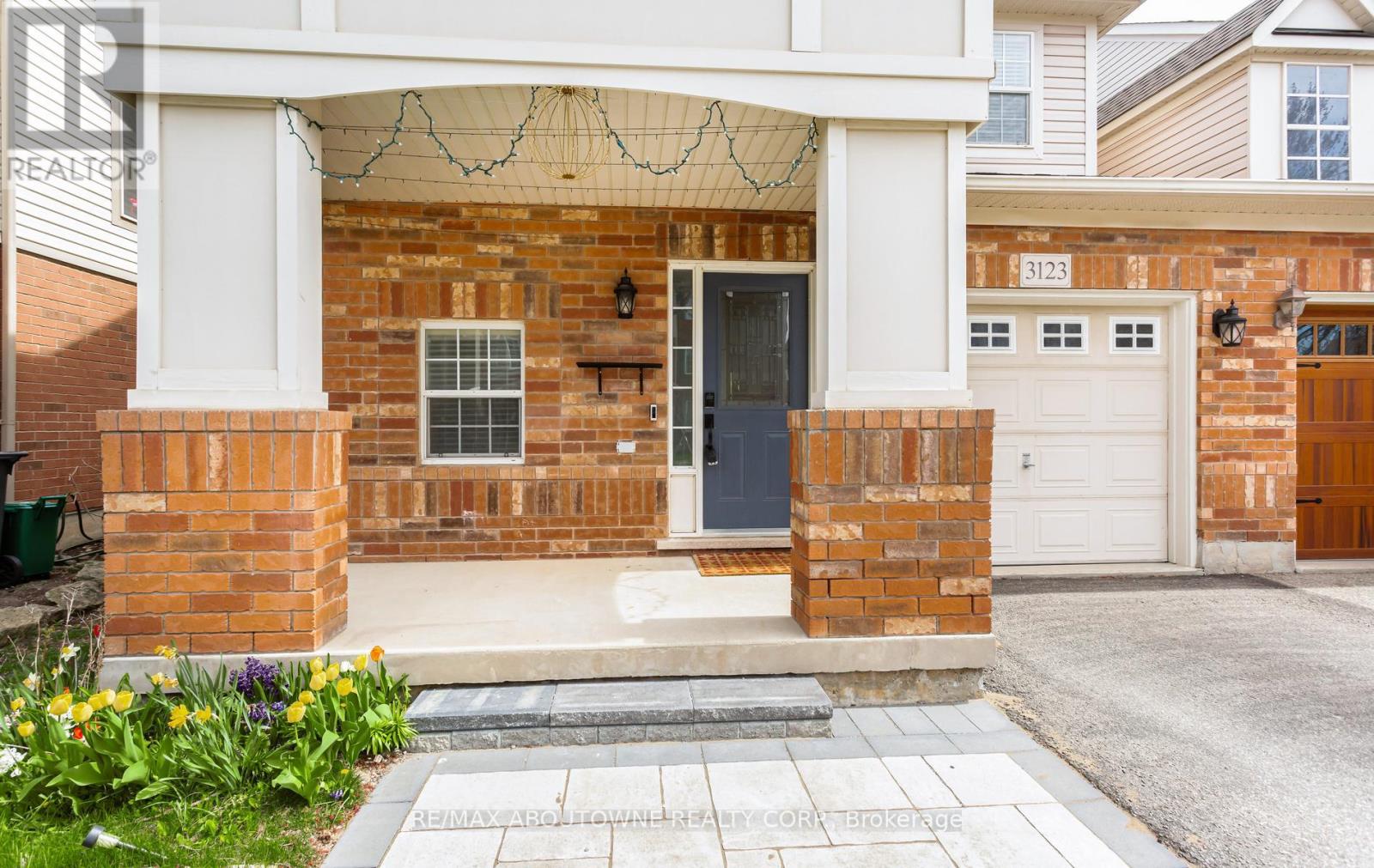 3123 Edgar Avenue, Burlington, Ontario  L7M 0A6 - Photo 3 - W13238312