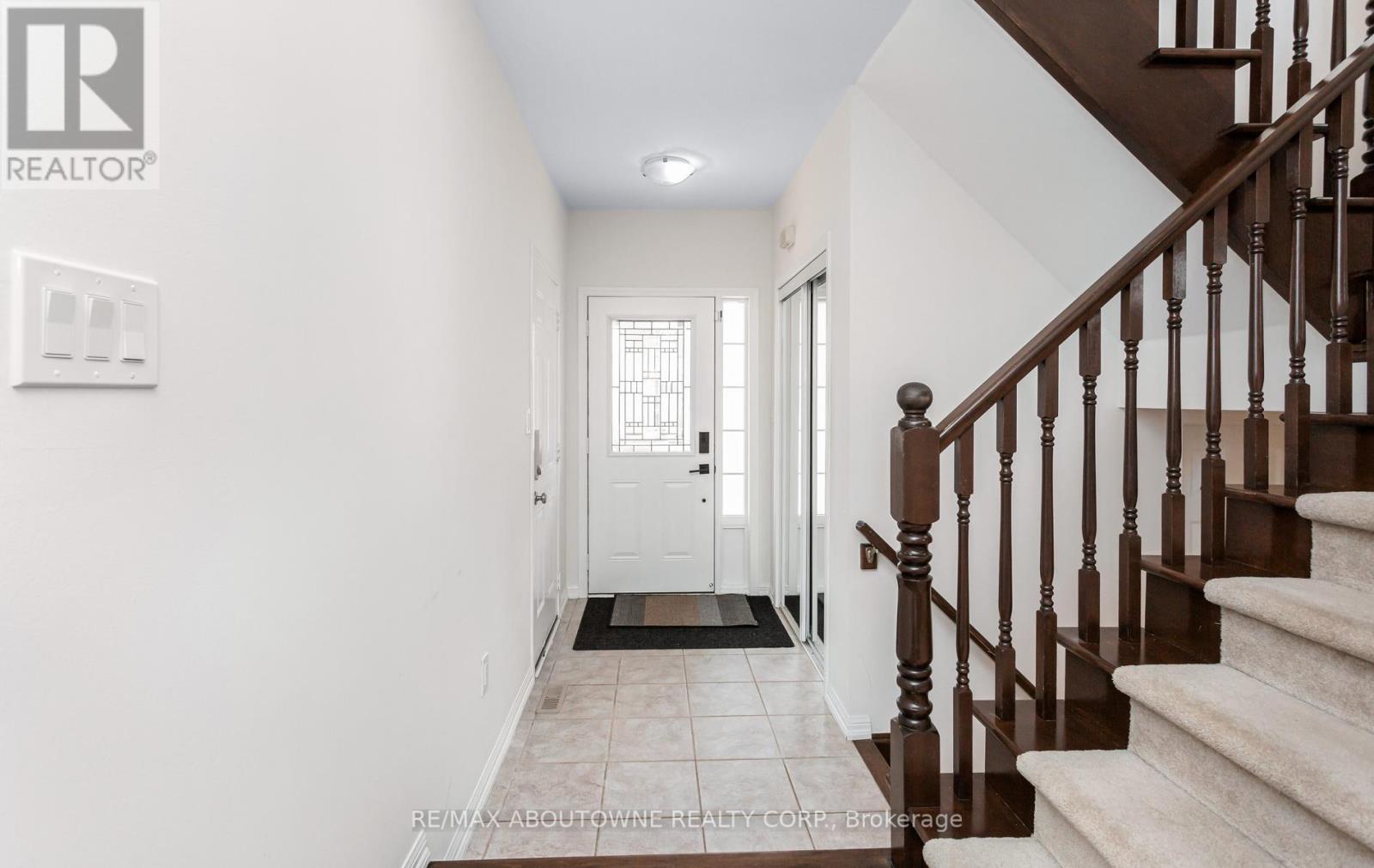 3123 Edgar Avenue, Burlington, Ontario  L7M 0A6 - Photo 4 - W13238312