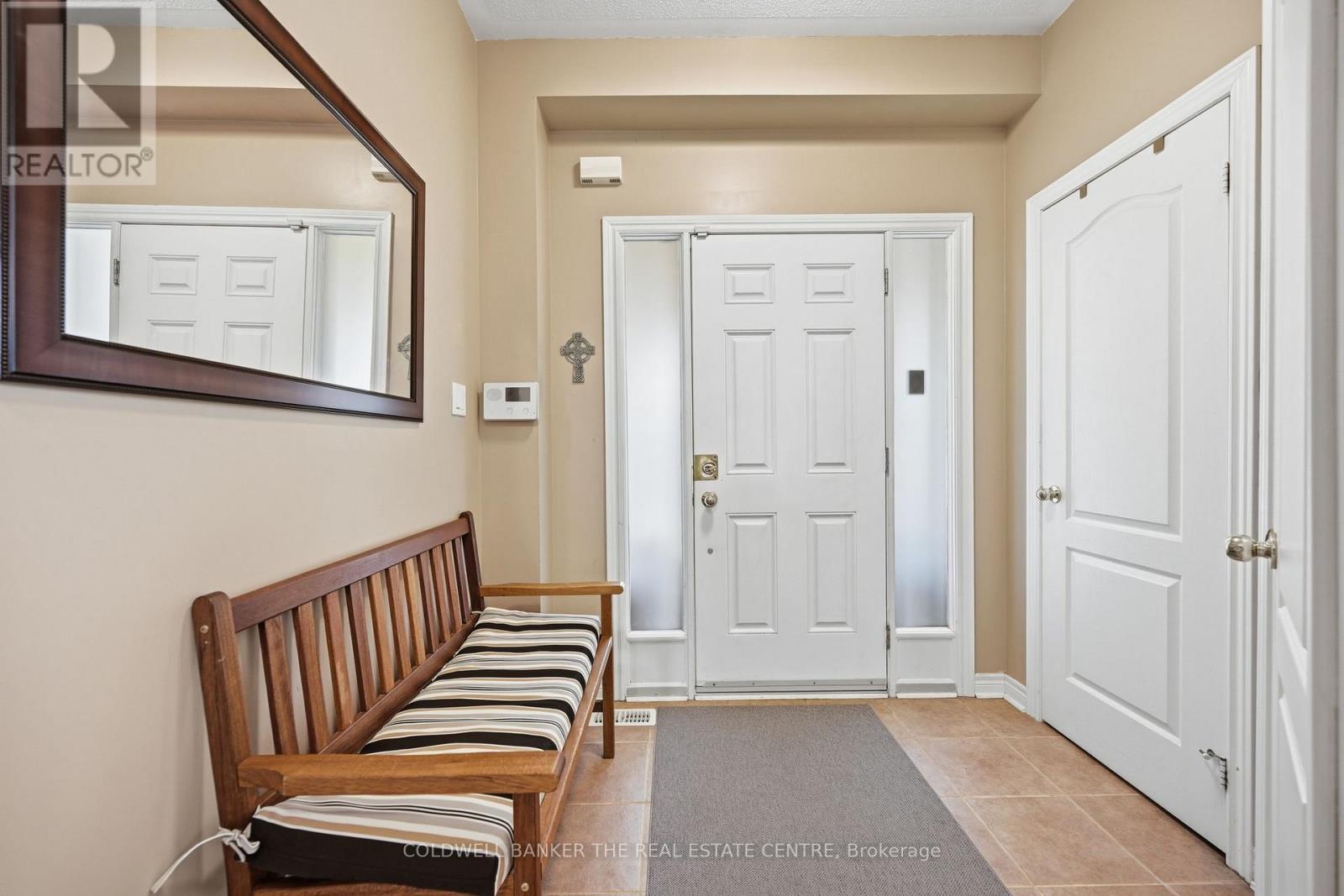 11 Crannyfield Drive, Brampton, Ontario  L7A 3X1 - Photo 4 - W13238406