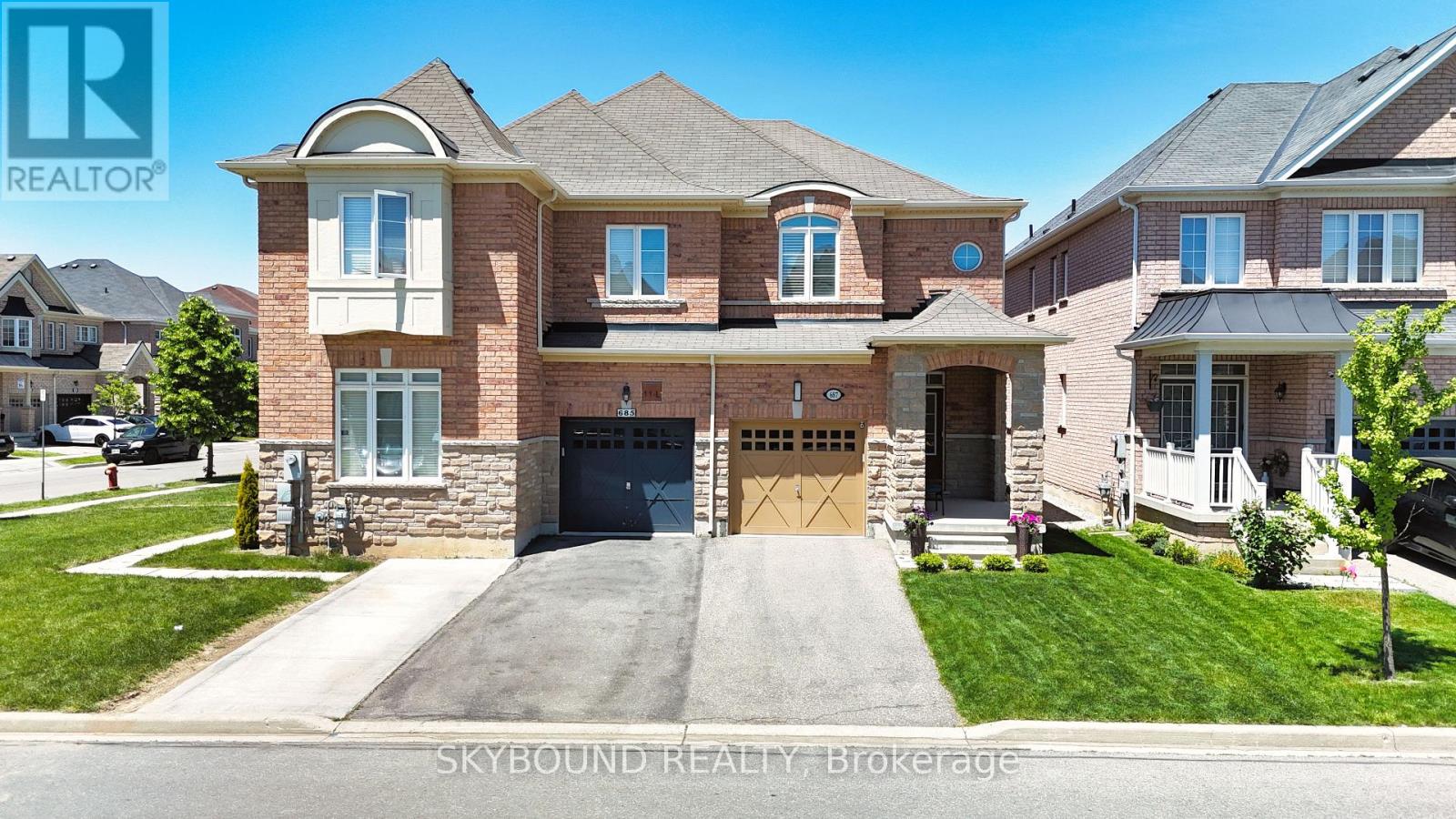 687 Megson Terrace, Milton, Ontario  L9T 8K4 - Photo 3 - W13238454