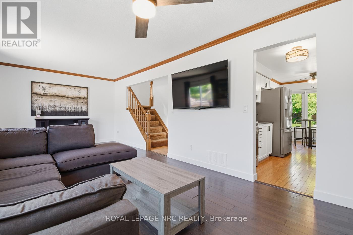 54 Merritt Crescent, Grimsby, Ontario  L3M 5B7 - Photo 8 - X13238332