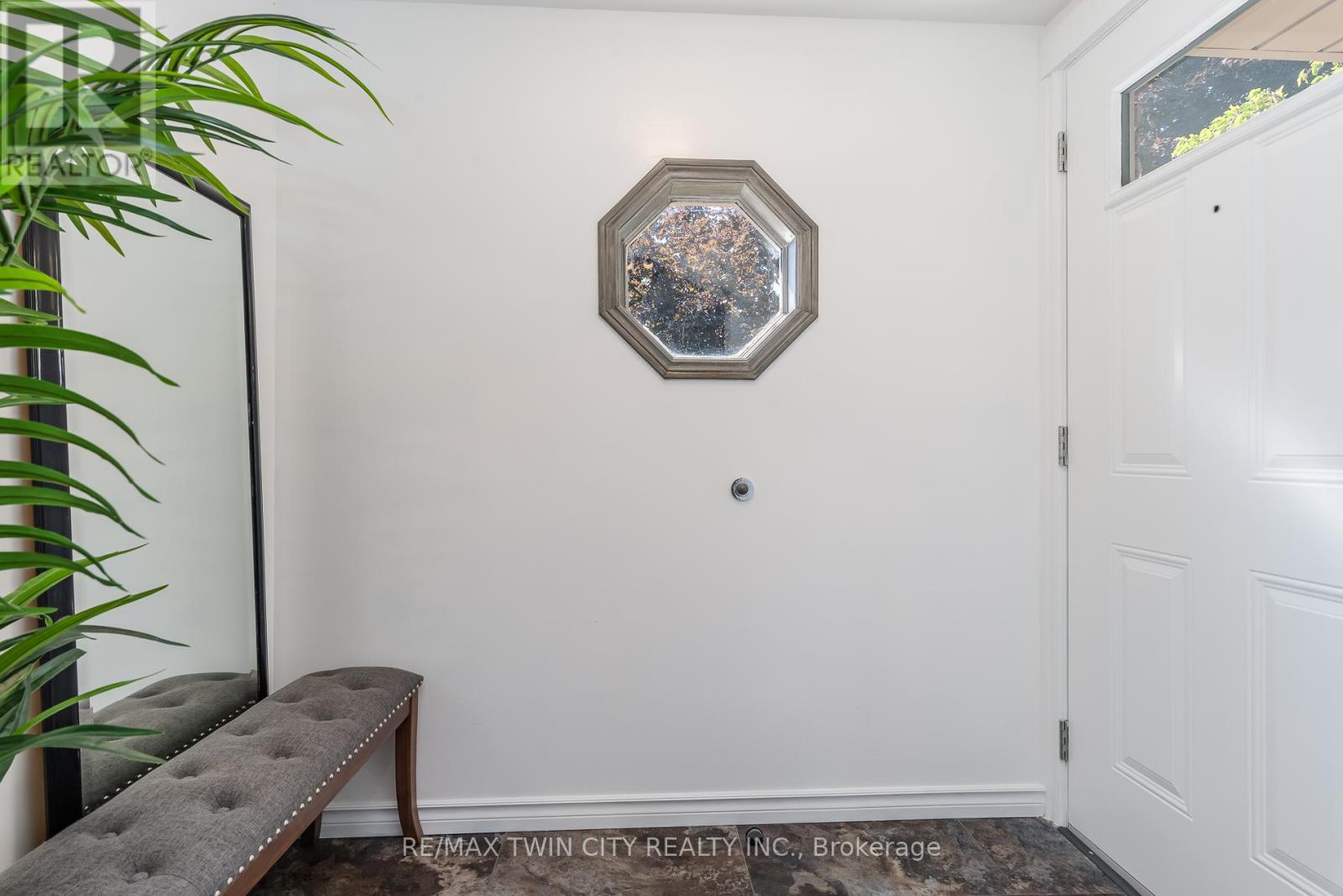 31 Windermere Court, Kitchener, Ontario  N2N 2W3 - Photo 12 - X13238346