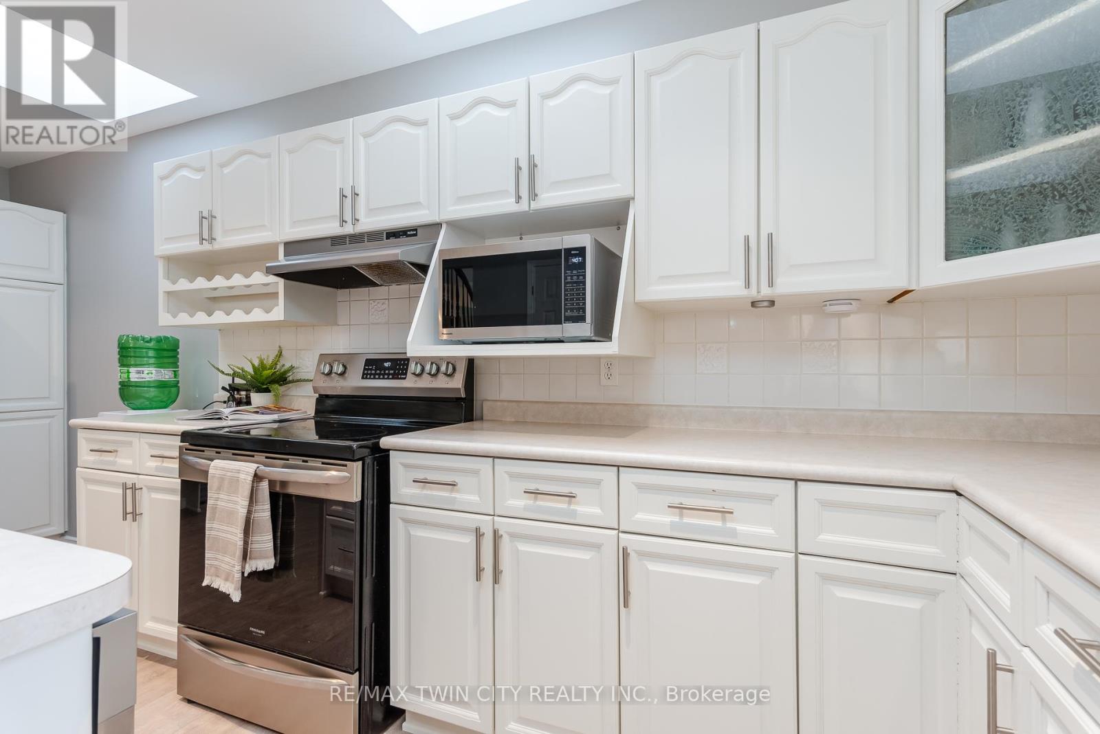 31 Windermere Court, Kitchener, Ontario  N2N 2W3 - Photo 28 - X13238346
