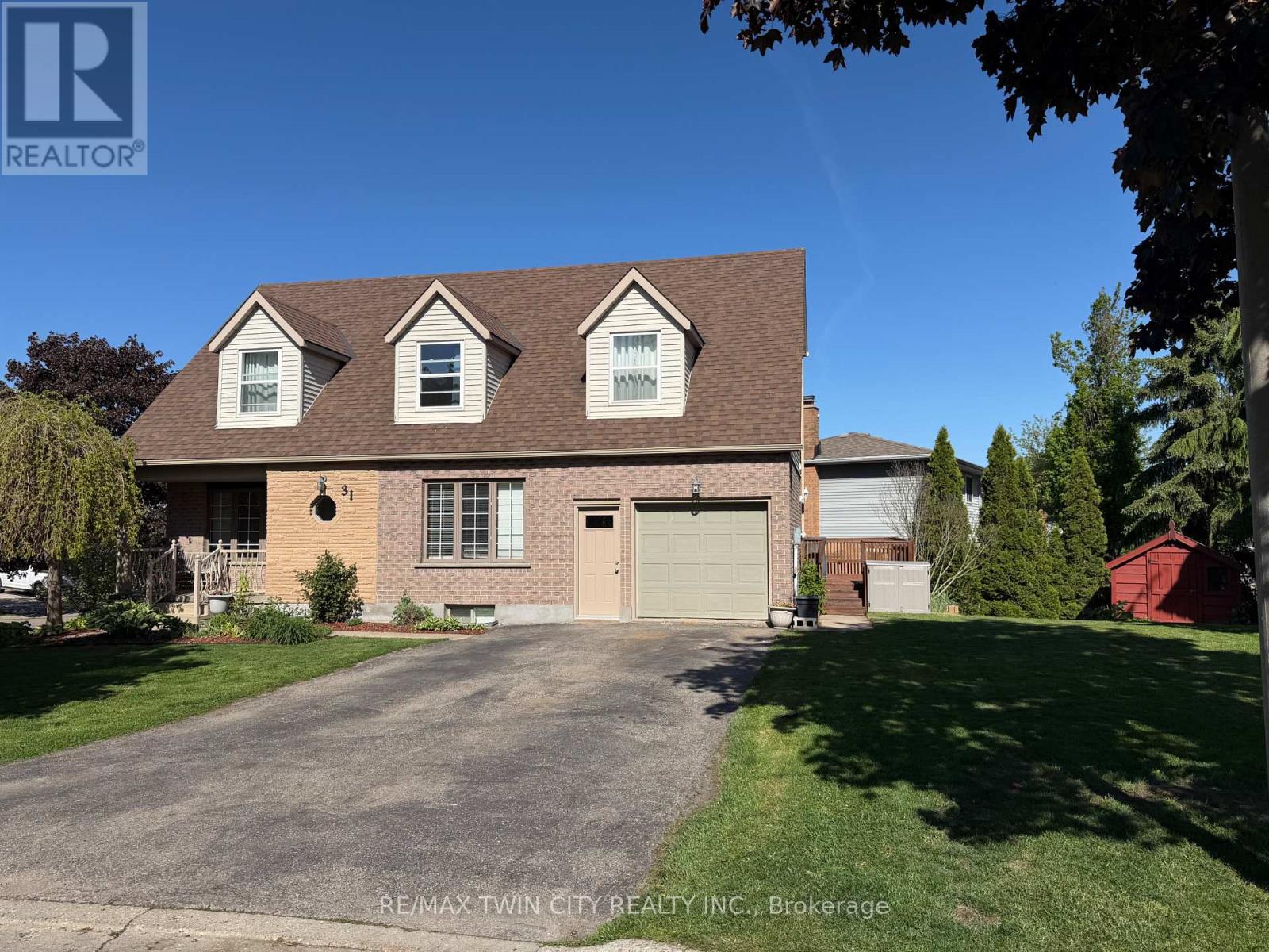 31 Windermere Court, Kitchener, Ontario  N2N 2W3 - Photo 4 - X13238346