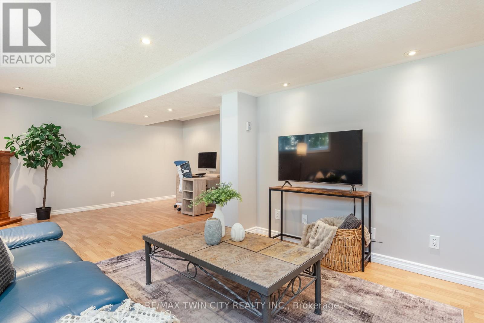 31 Windermere Court, Kitchener, Ontario  N2N 2W3 - Photo 42 - X13238346