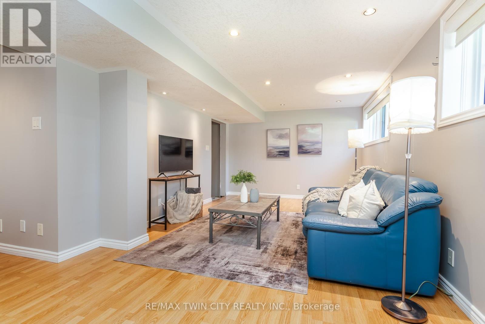 31 Windermere Court, Kitchener, Ontario  N2N 2W3 - Photo 44 - X13238346