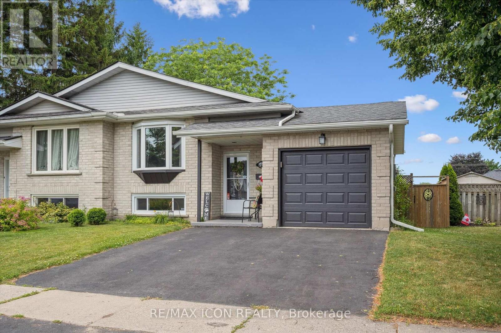 40 Abeles Avenue, Brant, Ontario  N3L 3N9 - Photo 2 - X13238444