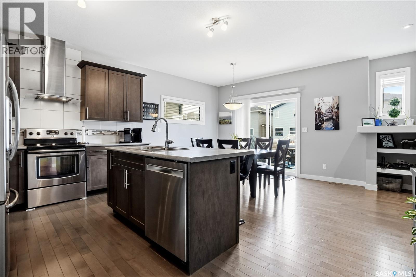2841 Elgaard Drive, Regina, Saskatchewan  S4X 0M4 - Photo 4 - SK038160